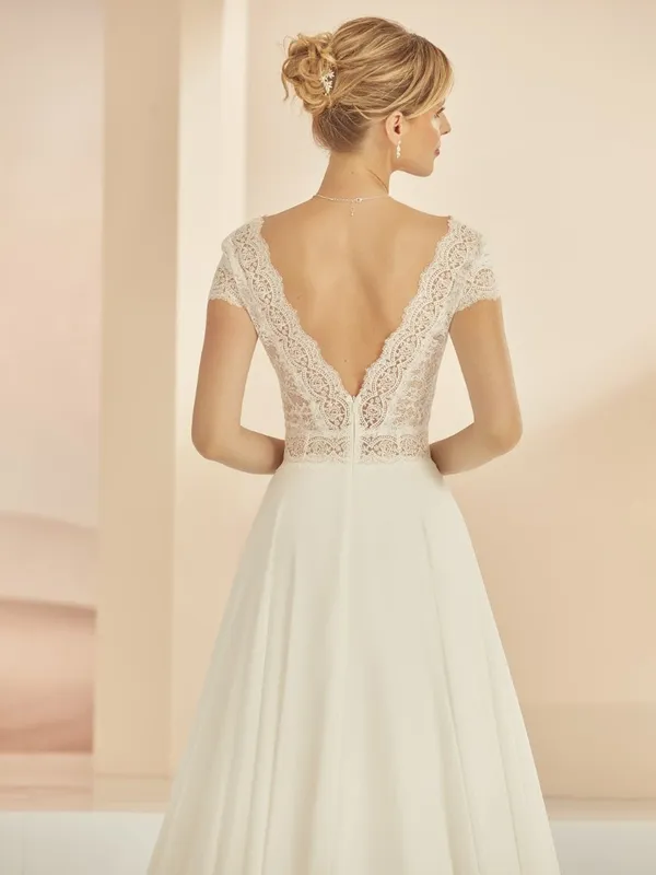 undefined Brautkleid Kollektion