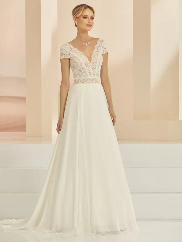 undefined Brautkleid Kollektion