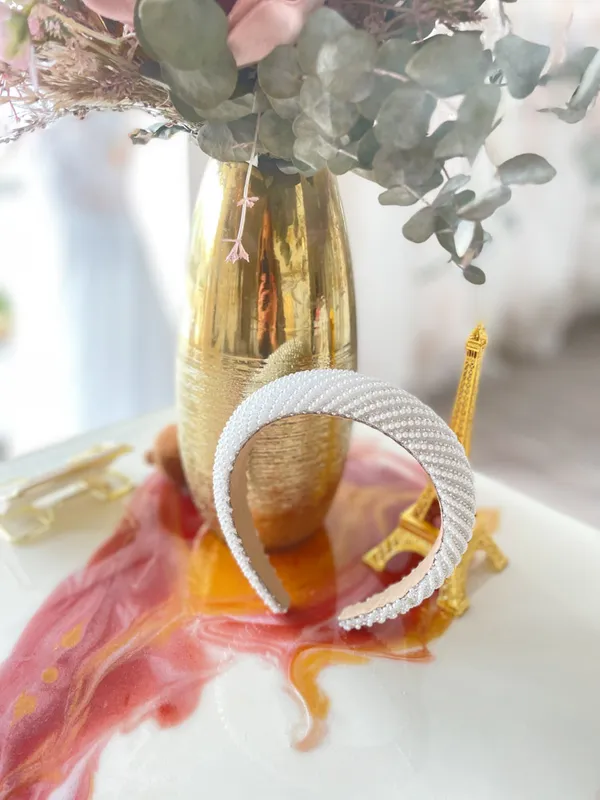 undefined Brautkleid Kollektion