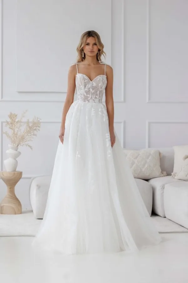 undefined Brautkleid Kollektion