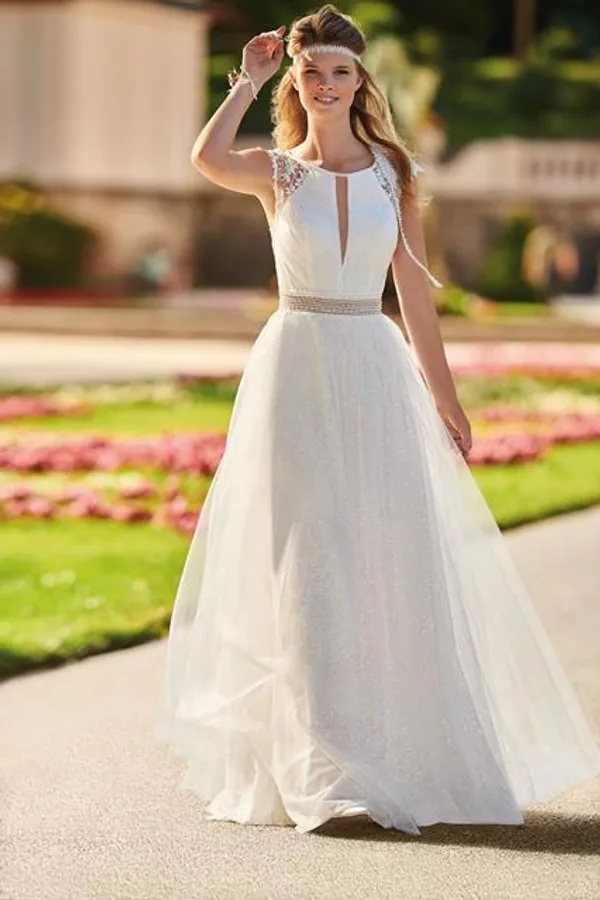 undefined Brautkleid Kollektion