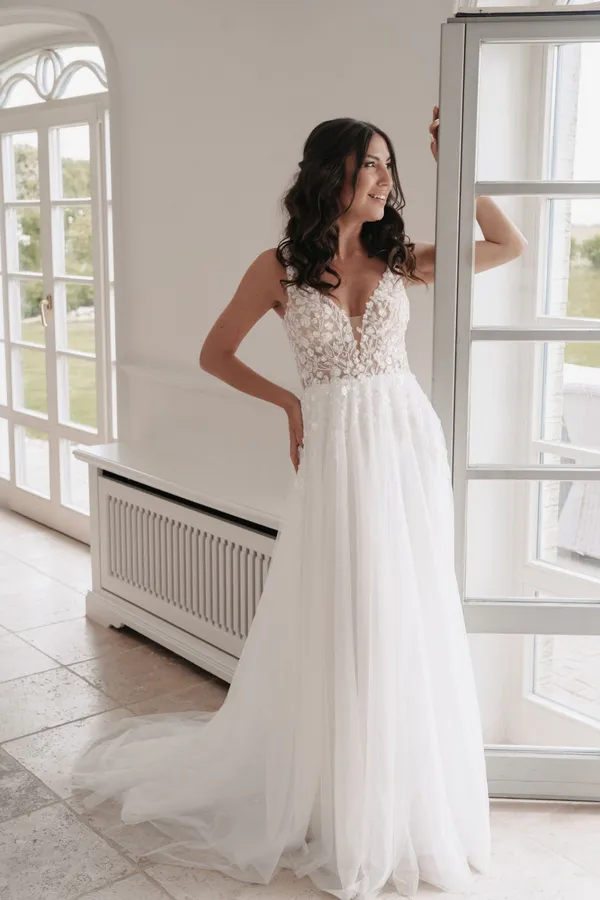 undefined Brautkleid Kollektion