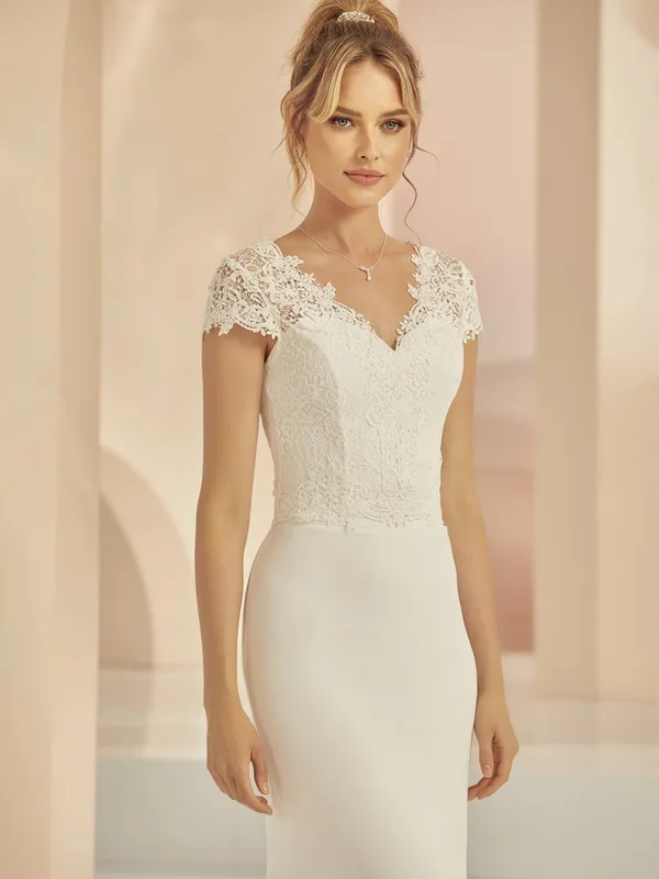 undefined Brautkleid Kollektion
