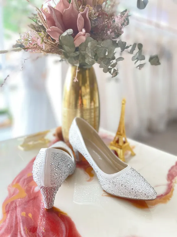 undefined Brautkleid Kollektion