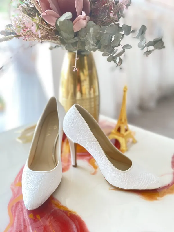 undefined Brautkleid Kollektion