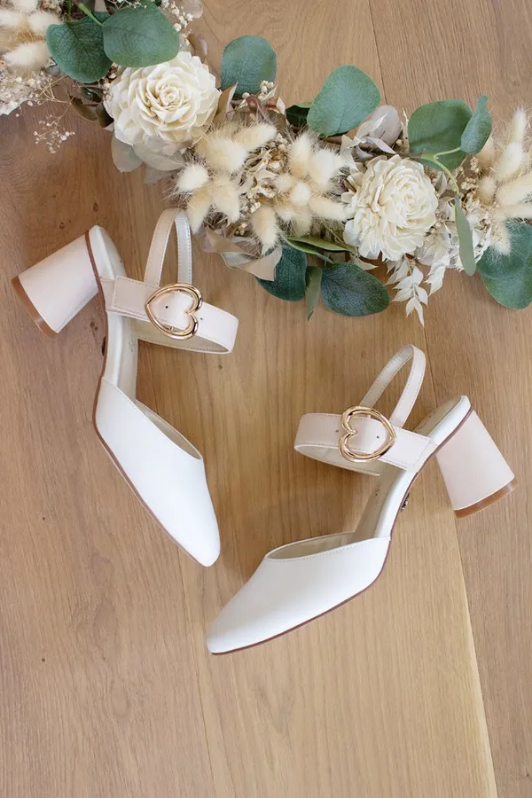 undefined Brautkleid Kollektion