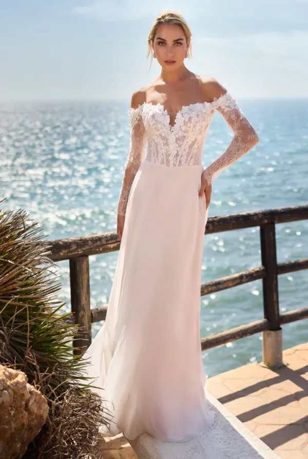 undefined Brautkleid Kollektion