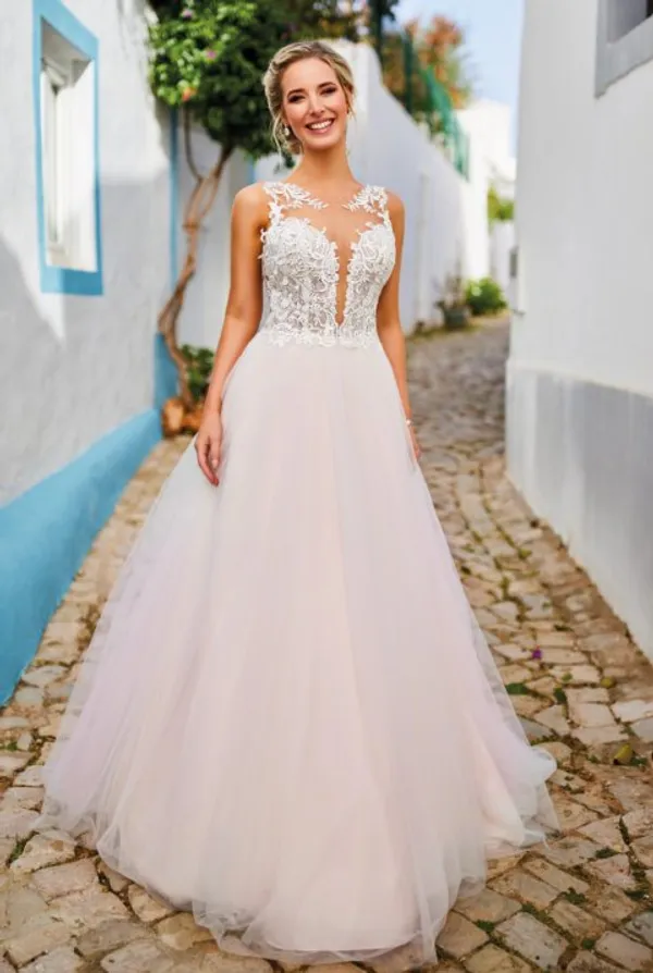 undefined Brautkleid Kollektion