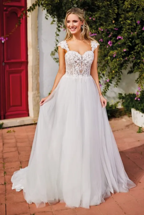 undefined Brautkleid Kollektion