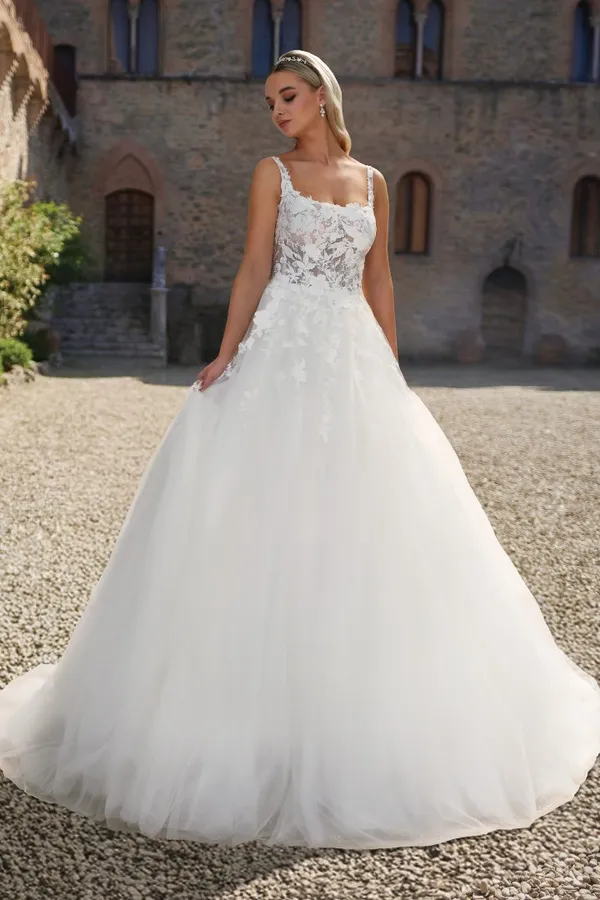 undefined Brautkleid Kollektion