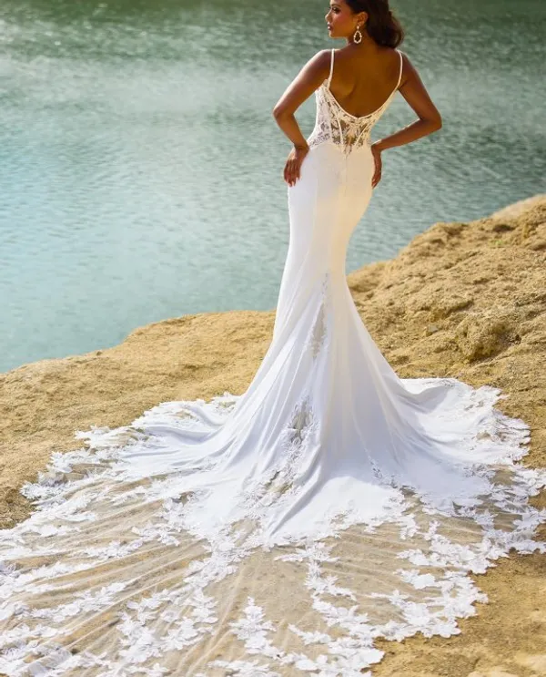 undefined Brautkleid Kollektion