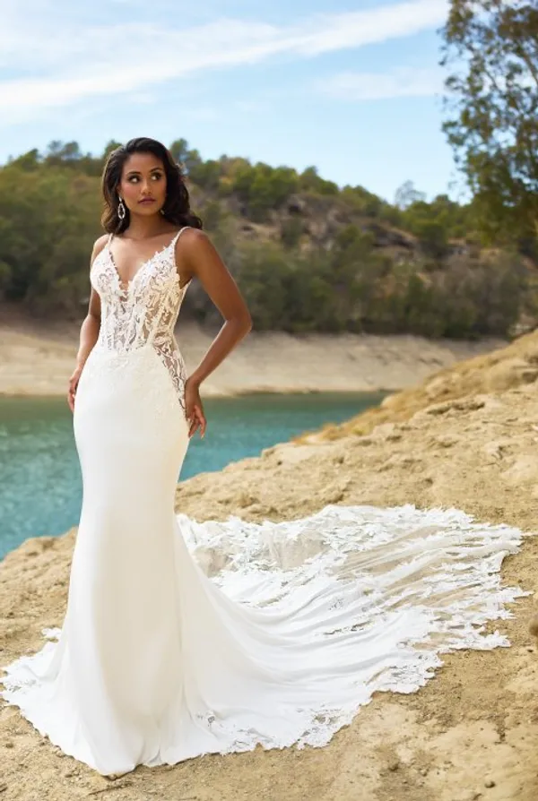 undefined Brautkleid Kollektion