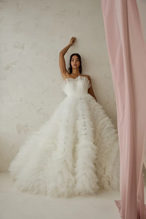 undefined Brautkleid Kollektion